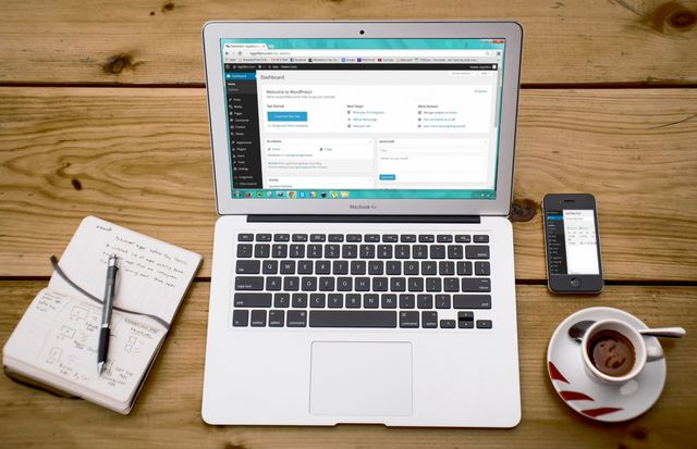 blogging-WordPress - AZ Social Media Wiz Top 12 Blogging Mistakes You Need to Fix Now!